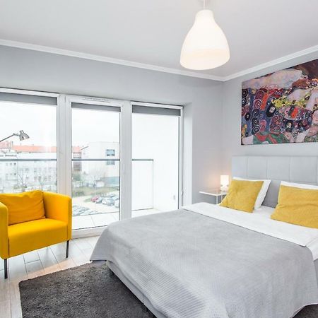 35 négyzetméteres stúdió Apartman 1 fürdőszobával Poznan Városközpont területén Kültér fotó