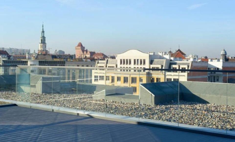 35 négyzetméteres stúdió Apartman 1 fürdőszobával Poznan Városközpont területén Kültér fotó