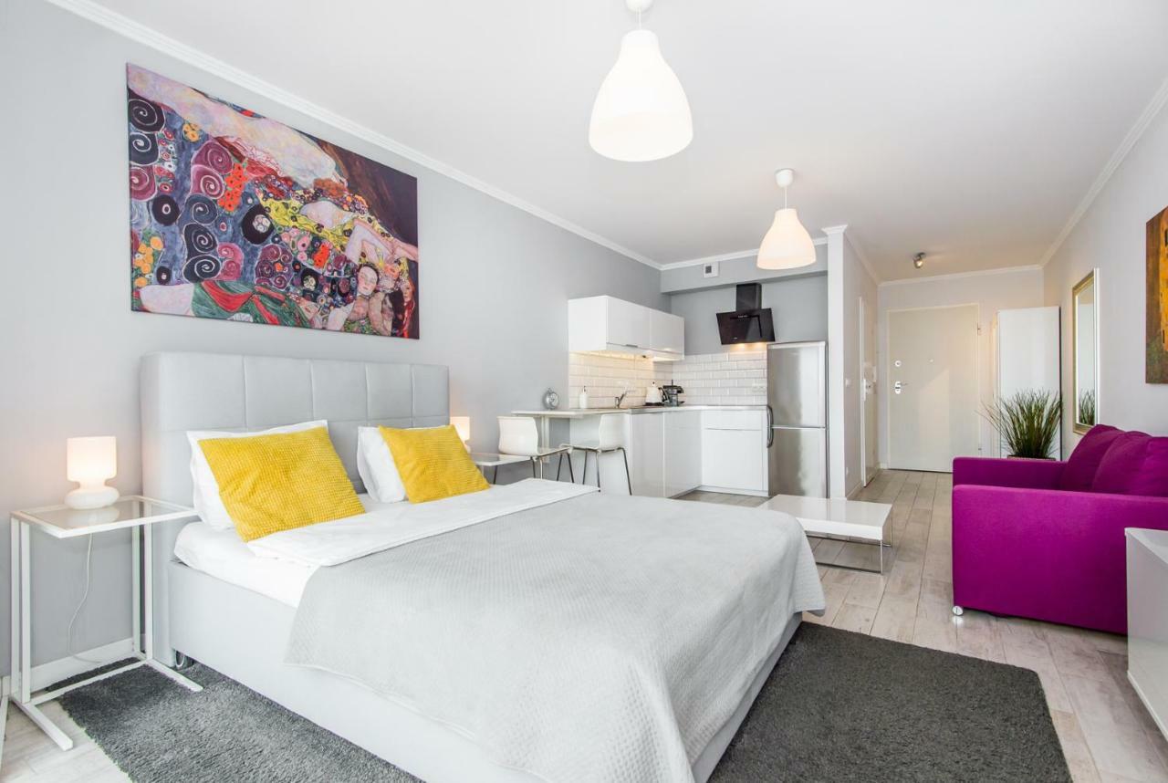 35 négyzetméteres stúdió Apartman 1 fürdőszobával Poznan Városközpont területén Kültér fotó